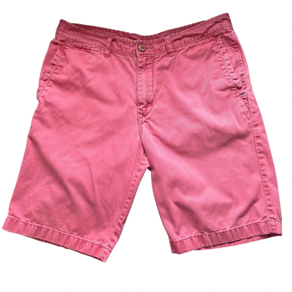 Tommy Bahama Relax Casual Chino Shorts in Pimento, Men’s Size 32”, 10” Inseam